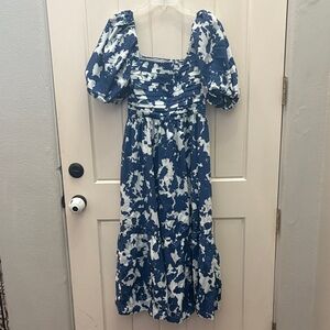 Abercrombie Blue and White Floral Women's Dress